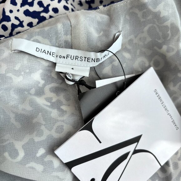 Diane Von Furstenberg Kawena Silk Jumpsuit in Shaded Curtain Navy - Picture 9 of 9